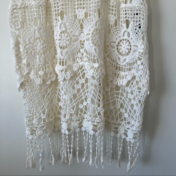 White Natural Crochet Tank with Fringe Top - Picture 3 of 7